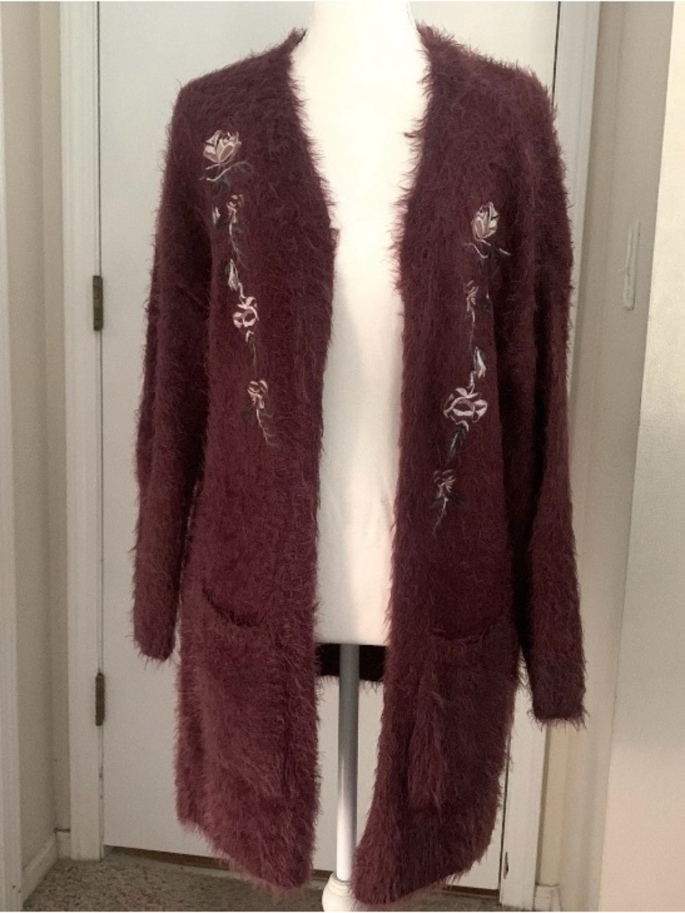 Knox Rose Purple Shag Cardigan Open Front Sweater Floral Embroidered Womens Sz M